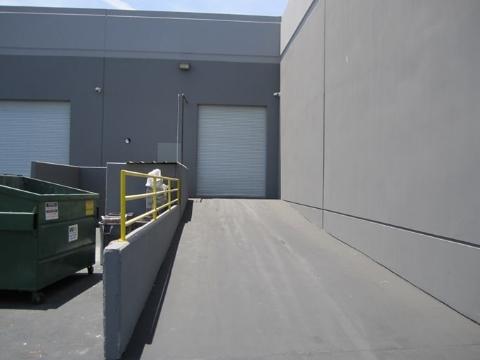 550 N Nash St, El Segundo, CA for lease - Building Photo - Image 3 of 11