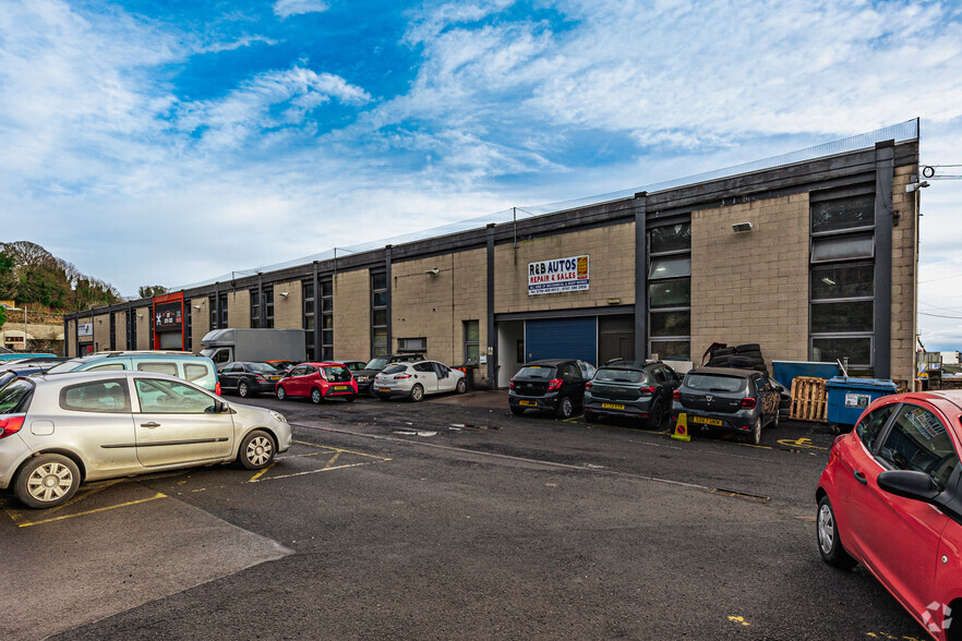 High St, Kirkcaldy for lease - Primary Photo - Image 1 of 2