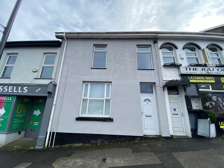 7 Market St, Caerphilly for lease - Building Photo - Image 1 of 1