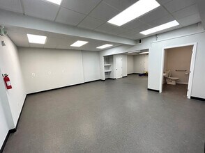 2932 Mountain Rd, Pasadena, MD for lease Interior Photo- Image 2 of 4