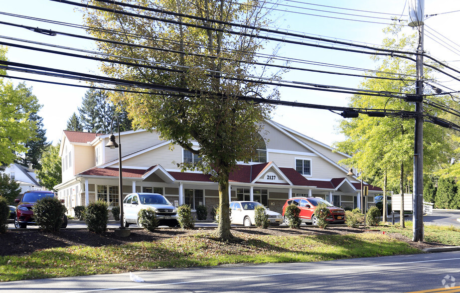 2127 Crompond Rd, Cortlandt Manor, NY for sale - Primary Photo - Image 1 of 1