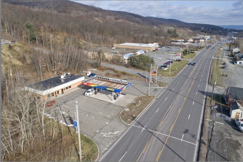 1031 Moosic St, Scranton, PA 18505