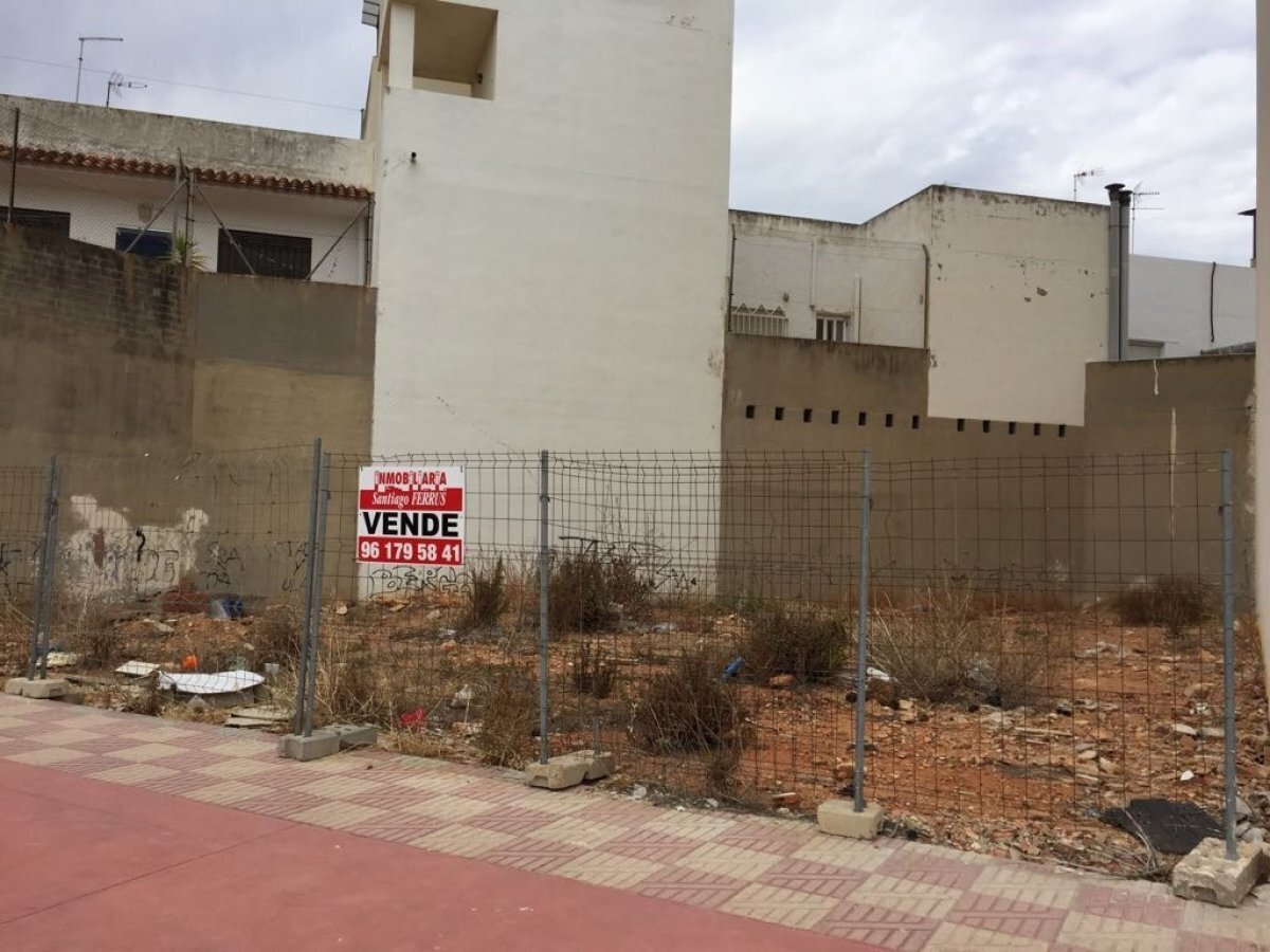 Land in Benifaió, Valencia for sale Building Photo- Image 1 of 5