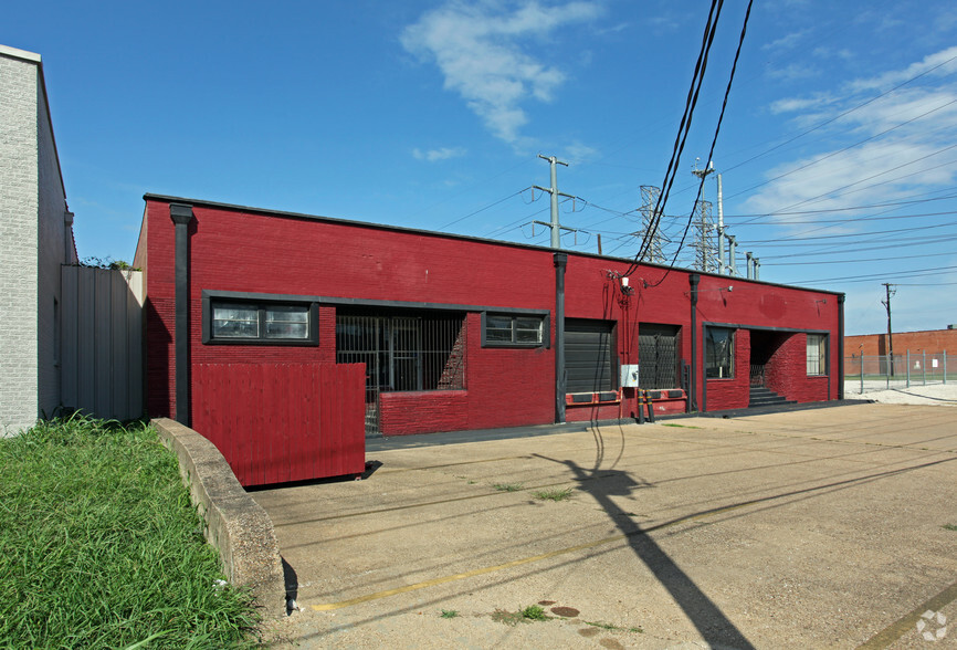 923-925 Slocum St, Dallas, TX for sale - Building Photo - Image 3 of 5