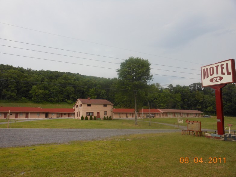 13931 William Penn Hwy, Mapleton Depot, PA 17052