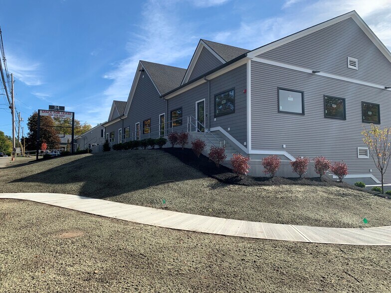 34 Grafton St, Millbury, MA 01527 Office for Lease