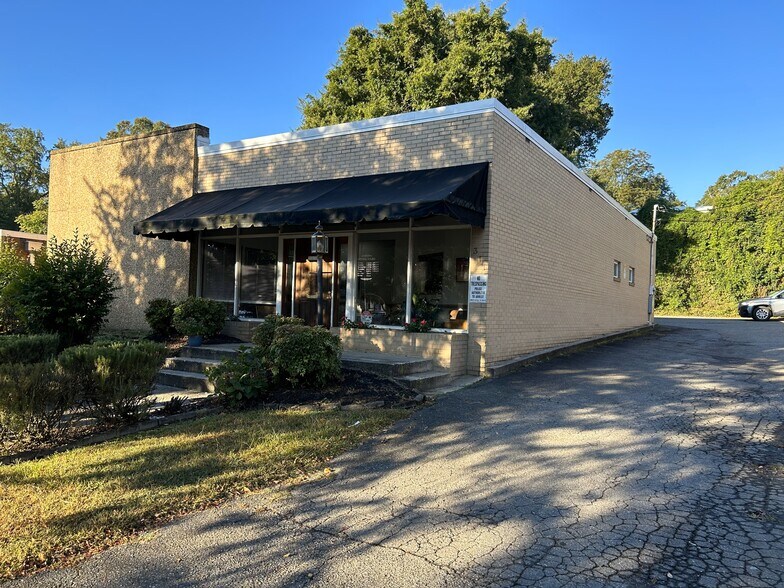 311 S South St, Gastonia, NC 28052