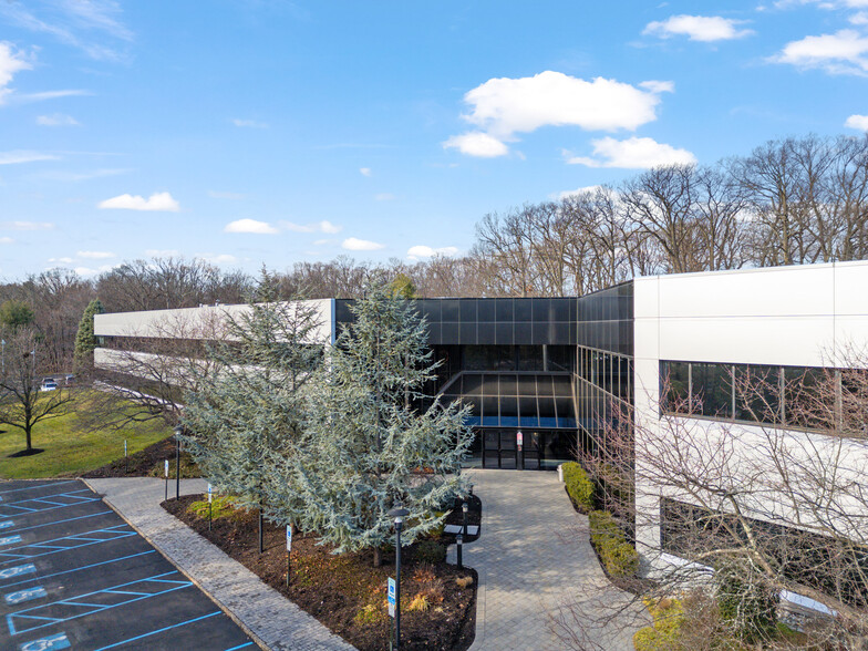 50 Chestnut Ridge Rd, Montvale, NJ for lease - Building Photo - Image 1 of 31