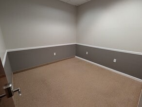 4210 N Roxboro Rd, Durham, NC for lease Interior Photo- Image 1 of 3