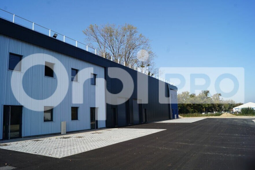 Flex in Saint-Rémy for sale - Building Photo - Image 3 of 6