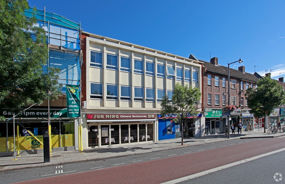 30-34 Heath Rd, Twickenham for lease - Building Photo - Image 2 of 4