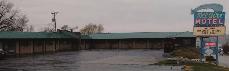 312 E King Ave, Chamberlain, SD for sale - Building Photo - Image 1 of 1