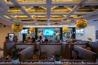 262 S Palm Canyon Dr, Palm Springs, CA for sale Interior Photo- Image 1 of 4