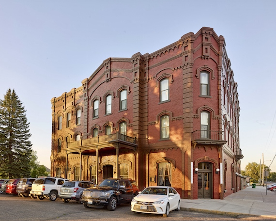 1 Grand Union Sq, Fort Benton, MT for sale Primary Photo- Image 1 of 1
