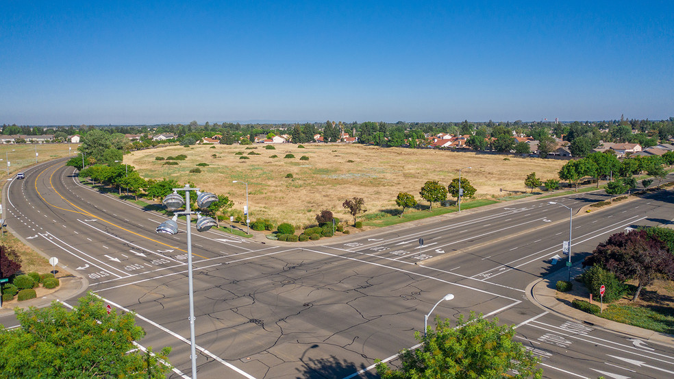 Walnut Ave, Galt, CA for sale - Building Photo - Image 1 of 1