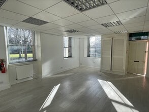 Dalhousie Rd, Dalkeith for lease Interior Photo- Image 2 of 7