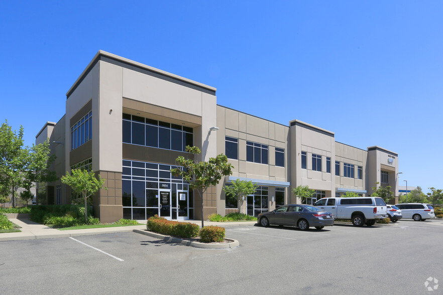 5842-5854 Lonetree Blvd, Rocklin, CA for lease - Building Photo - Image 2 of 10