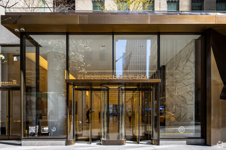 75 Rockefeller Plaza, New York, NY for lease - Building Photo - Image 2 of 17