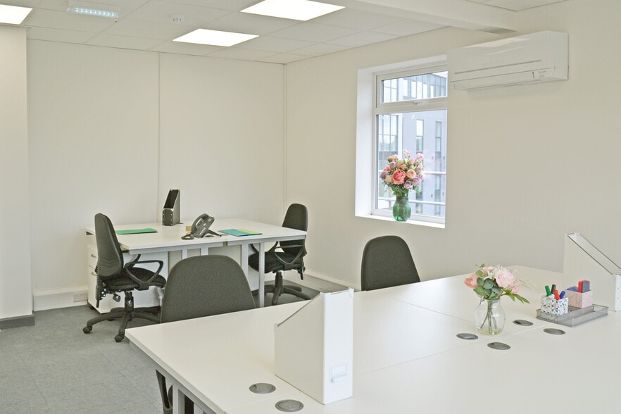 King St, Newcastle Under Lyme for lease - Interior Photo - Image 3 of 10