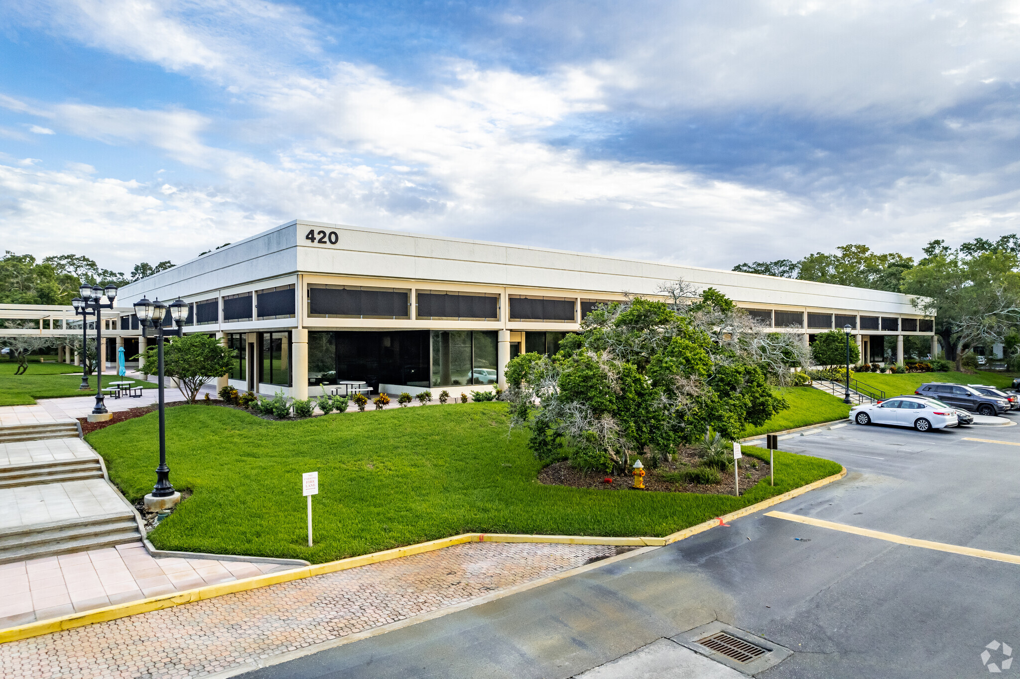 410 Park Place Blvd, Clearwater, FL for lease Primary Photo- Image 1 of 8