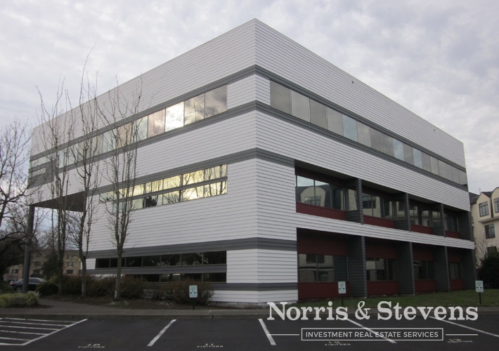 700 N Hayden Island Dr, Portland, OR for lease - Building Photo - Image 3 of 4