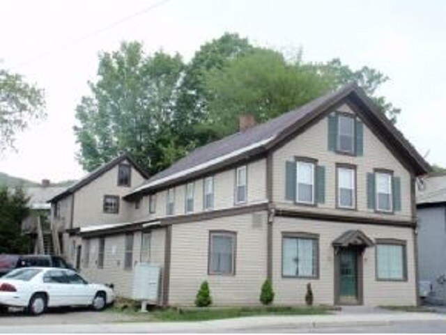 469 Main St, West Rutland, VT for sale - Building Photo - Image 1 of 1