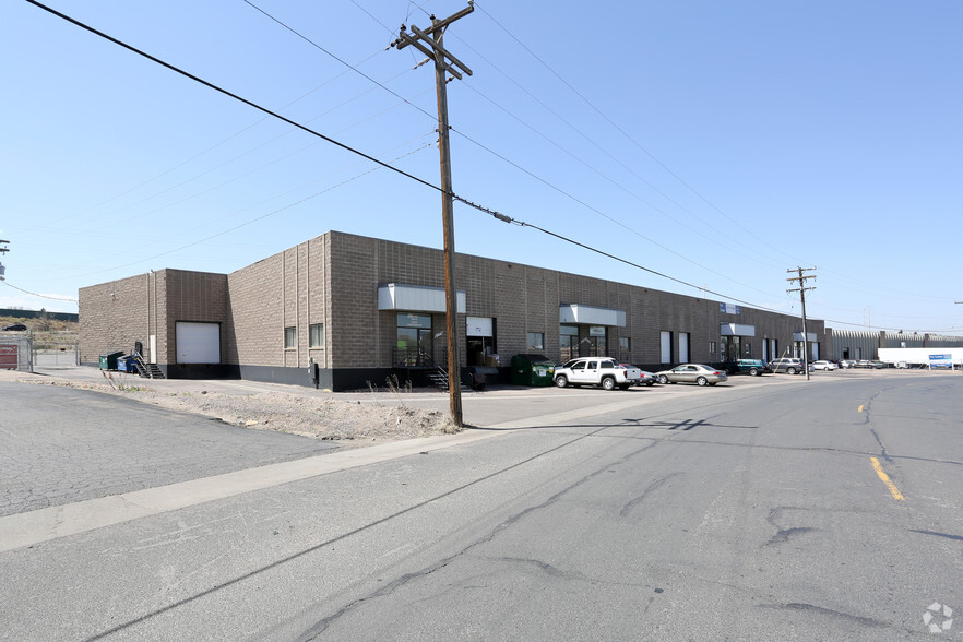 6100-6170 E 49th Ave, Commerce City, CO for lease - Primary Photo - Image 1 of 5