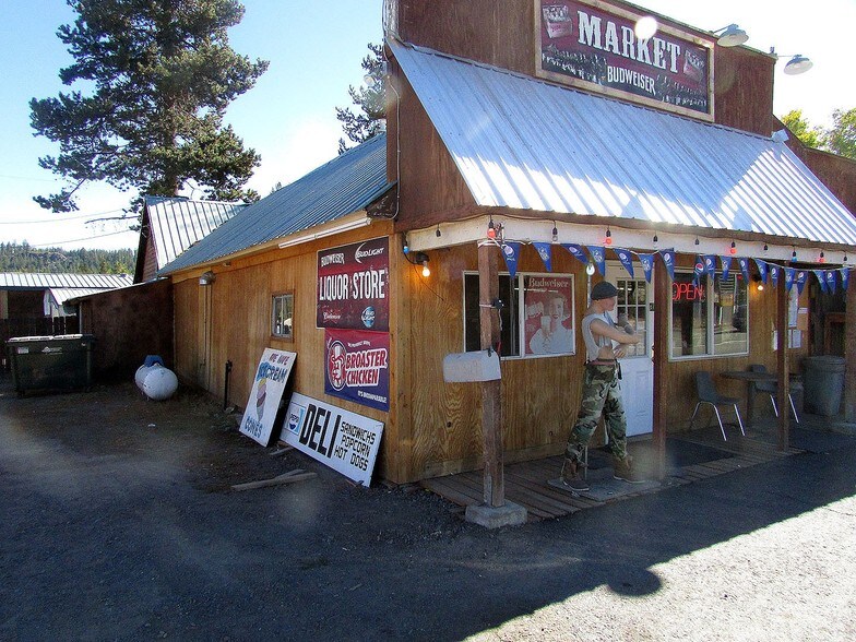 109329 Highway 97 N, Chemult, OR for sale - Building Photo - Image 1 of 1