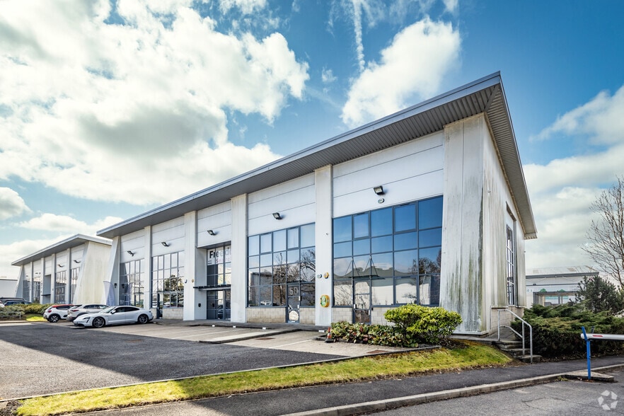 Barnfield Way, Preston for sale - Primary Photo - Image 1 of 1