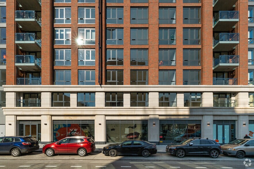 350 E Houston St, New York, NY for lease - Building Photo - Image 3 of 26