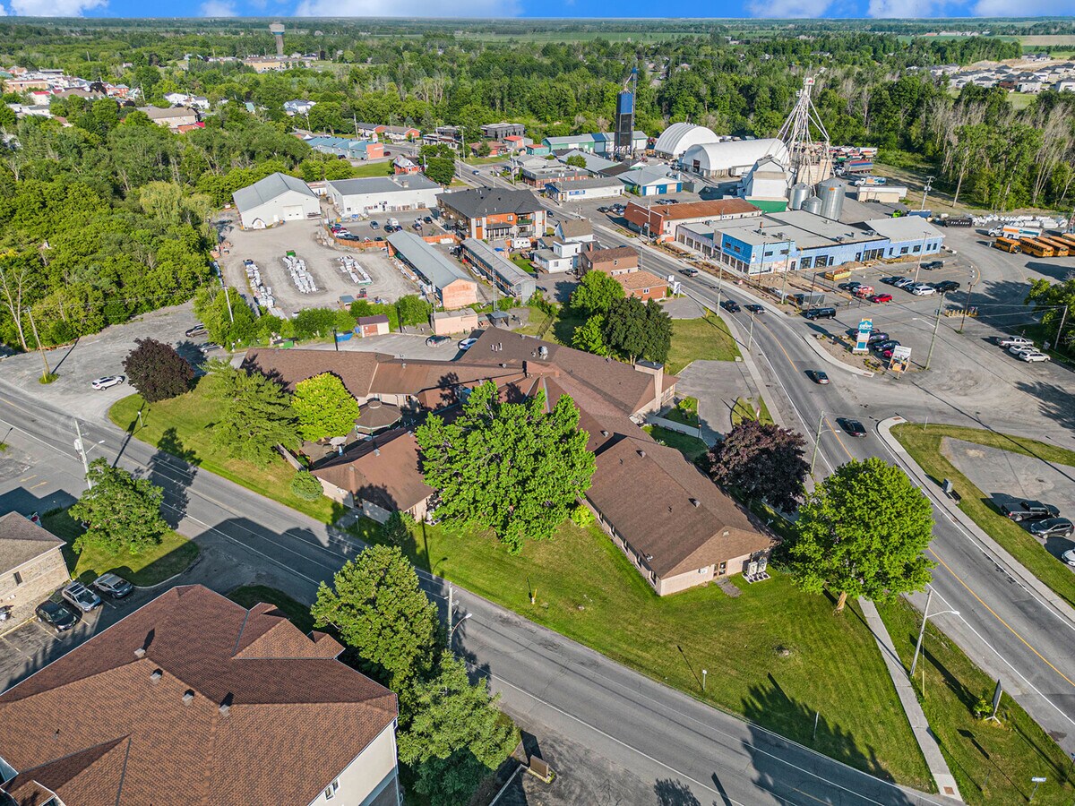 915 Notre Dame St, Embrun, ON K0A 1W0