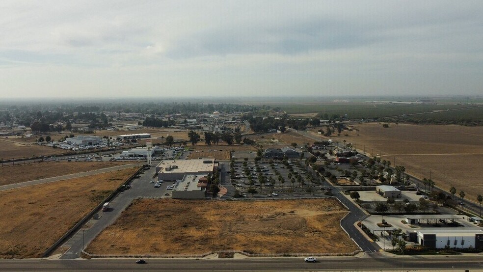 0 Genoa Lake Way, Chowchilla, CA for sale - Building Photo - Image 1 of 37