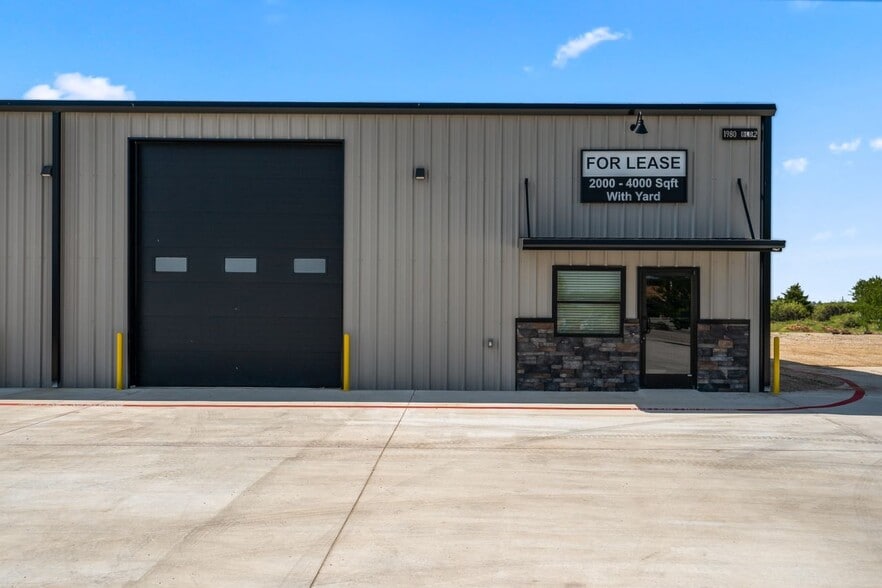 2036 Seaborn Rd, Ponder, TX for lease - Building Photo - Image 3 of 42