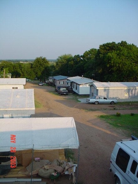 117 Withers, Smithville, TX for sale - Primary Photo - Image 1 of 1