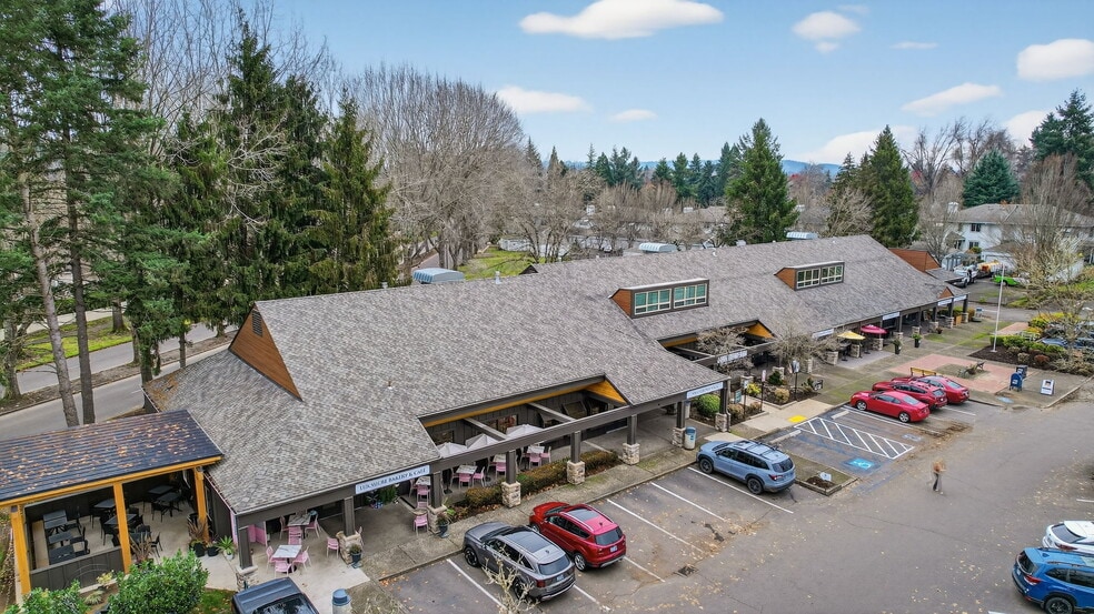 31840 SW Charbonneau Dr, Wilsonville, OR for lease - Building Photo - Image 3 of 4