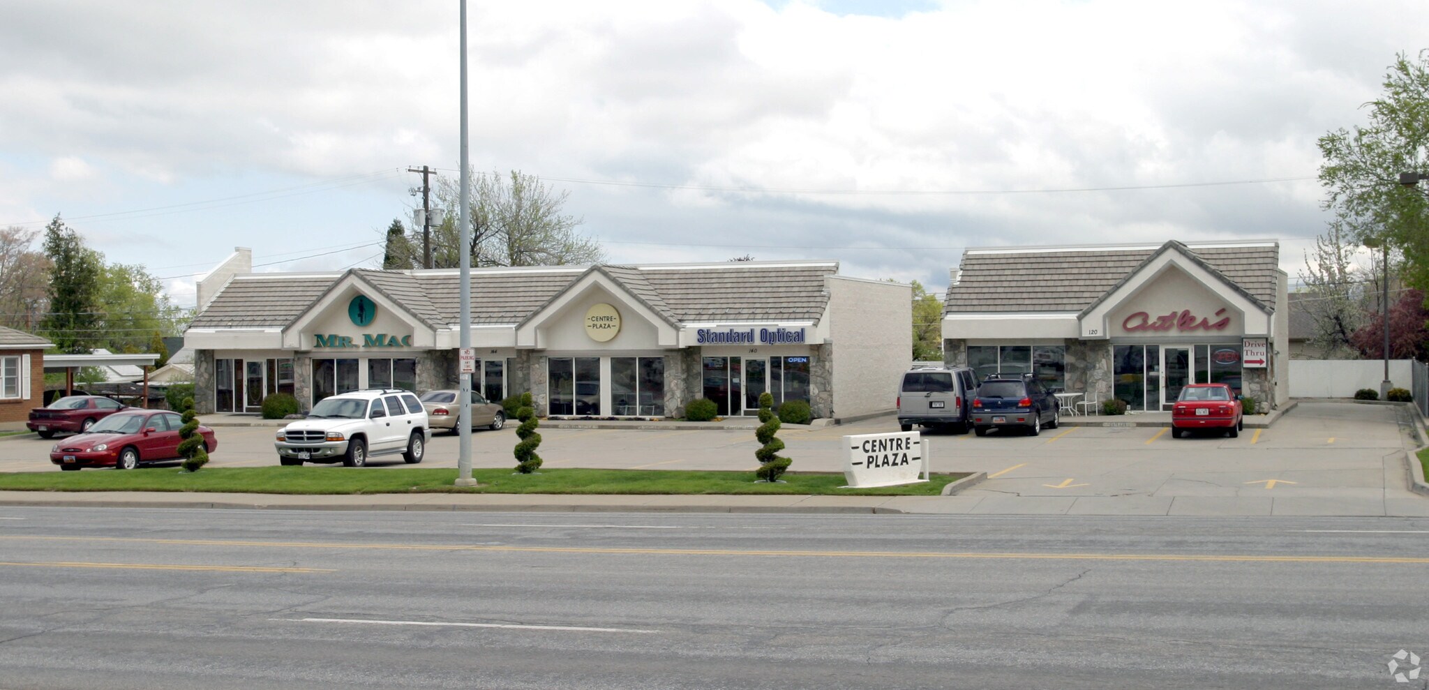 144 W 500 S, Bountiful, UT for sale Primary Photo- Image 1 of 1