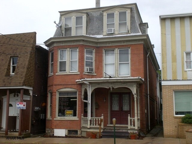 147 E Main St, Everett, PA for sale Primary Photo- Image 1 of 1