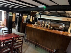 Common Lane, Sturminster Newton for lease Interior Photo- Image 2 of 5