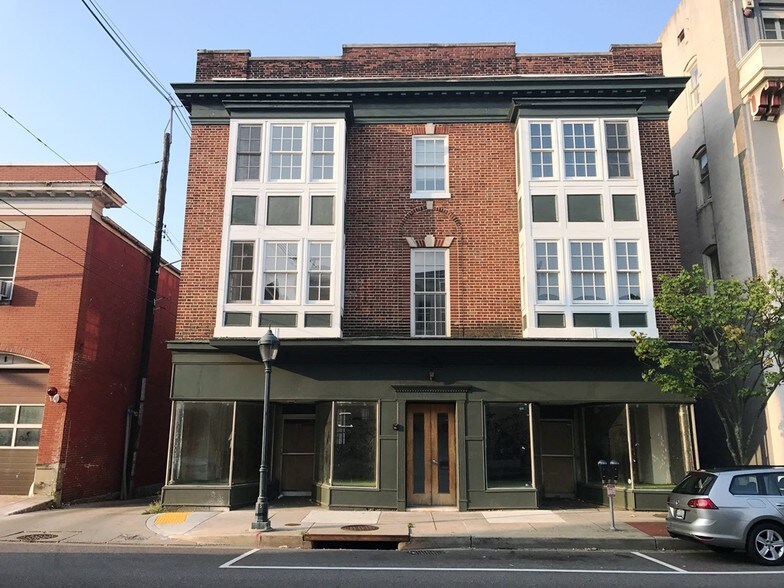 2527 W Franklin St, Hagerstown, MD, 21740 Apartments