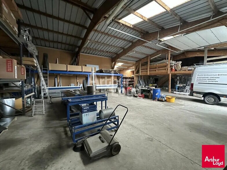Flex in Iffendic for sale - Building Photo - Image 3 of 5