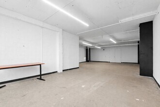3333 Boul Crémazie E, Montréal, QC for lease Interior Photo- Image 2 of 6