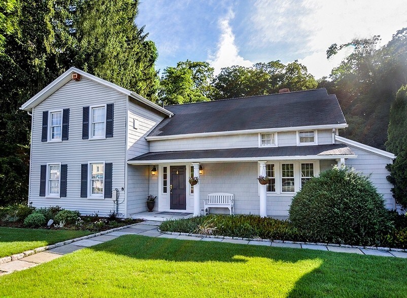 232 Danbury Rd, Wilton, CT for sale - Primary Photo - Image 1 of 1