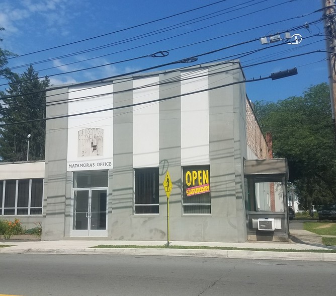 7 Pennsylvania Ave, Matamoras, PA for lease - Primary Photo - Image 1 of 11