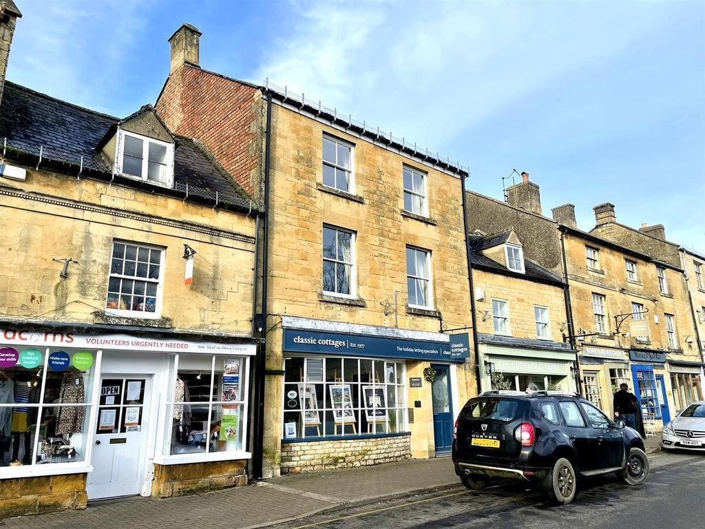 21 High St, Moreton In Marsh for sale Building Photo- Image 1 of 1