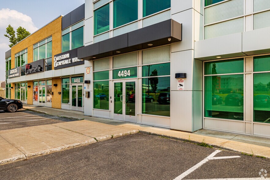 4488-4500 Hwy 440, Laval, QC for sale - Building Photo - Image 3 of 5