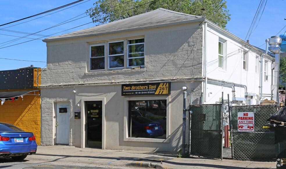 26 Meriam St, Hempstead, NY for lease - Primary Photo - Image 2 of 5
