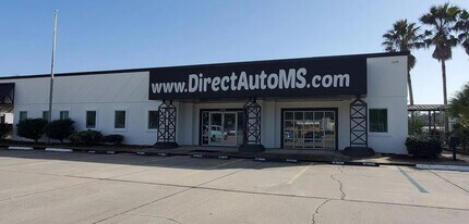 Man　RAYS 14405 Mandan Rd, Apple Valley, CA 92307 | Zillow