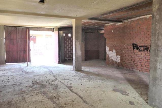 Recas, TOL 45211 - - - Interior Photo - Image 2 of 4