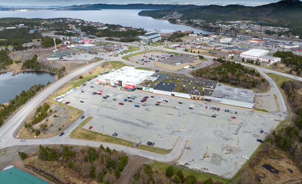 25-27 Columbia, Marystown, NL for lease - Primary Photo - Image 1 of 7