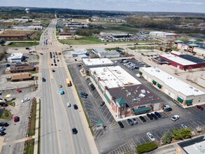 2000 W Main St, St Charles, IL - AERIAL  map view
